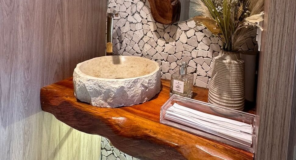 CUBA TRAVERTINO CREMA ROCK FACE RED SOBR DIAM 320