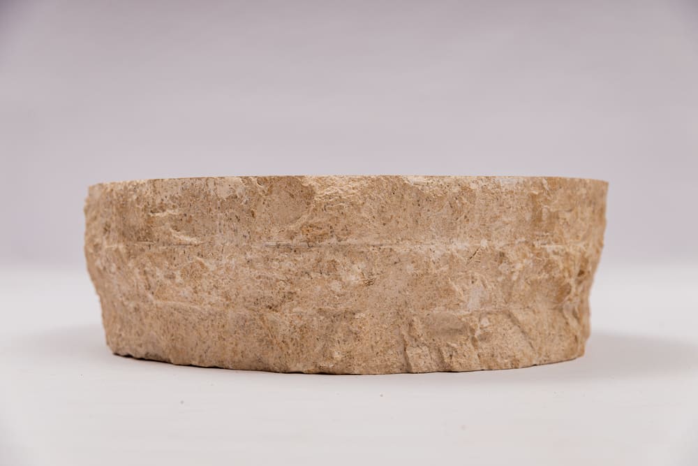 CUBA TRAVERTINO CREMA ROCK FACE RED SOBR DIAM 320